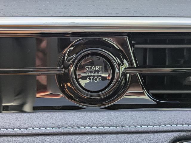 New 2026 INFINITI QX80 4WD w/ Sport Exterior Package image 32