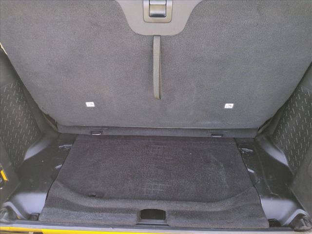 Used 2015 Jeep Wrangler Sport AWD/4WD image 6
