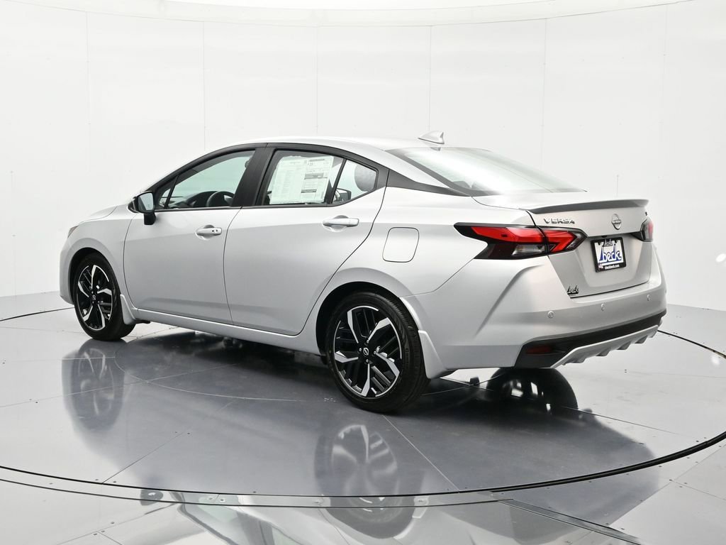 New 2025 Nissan Versa SR w/ Trunk Package FWD image 7