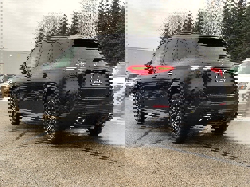 Certified 2023 Mercedes-Benz GLC 300 4MATIC image 4