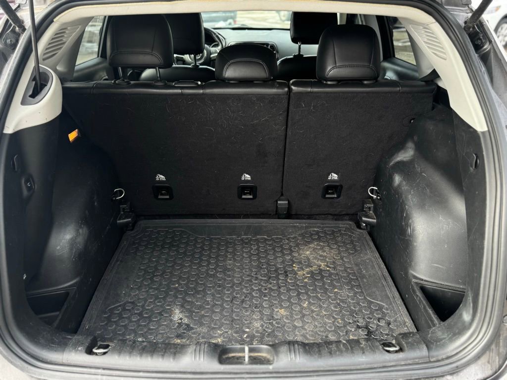 Used 2019 Jeep Compass Limited w/ Safety & Security Group image 24