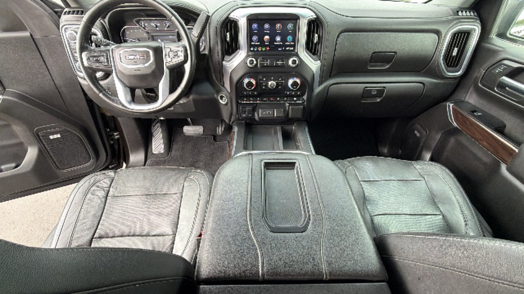 Used 2019 GMC Sierra 1500 SLT w/ SLT Premium Plus Package AWD/4WD image 26