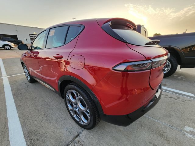 Used 2024 Alfa Romeo Tonale Veloce AWD/4WD image 4