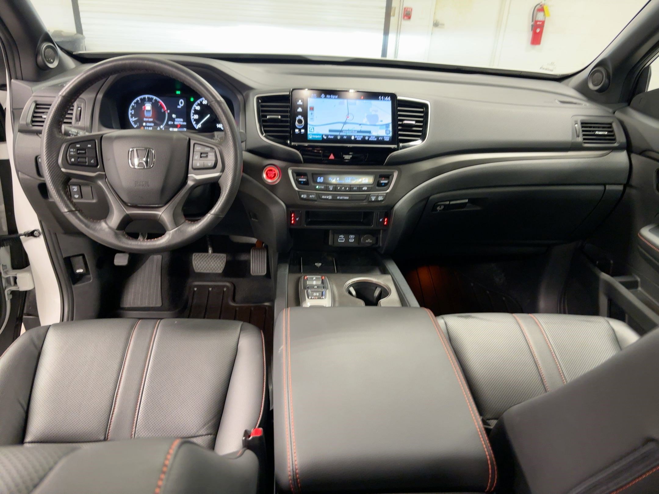 Used 2025 Honda Ridgeline TrailSport image 16