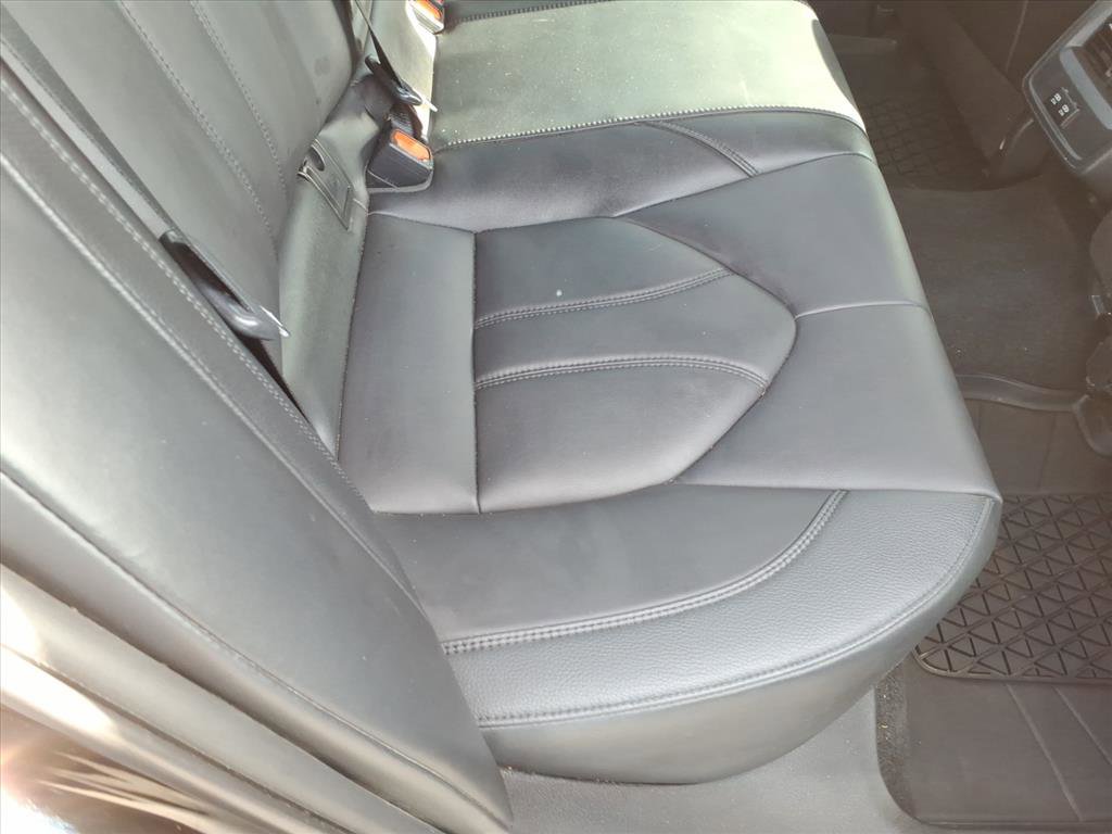 Used 2019 Toyota Avalon XLE w/ Moonroof Package FWD image 20