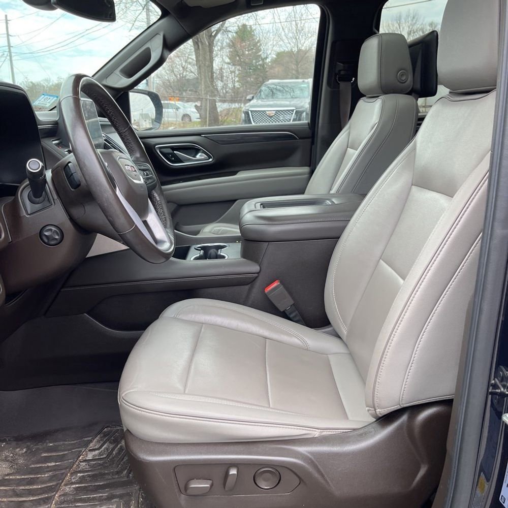 Used 2021 GMC Yukon XL SLT w/ SLT Premium Package AWD/4WD image 7