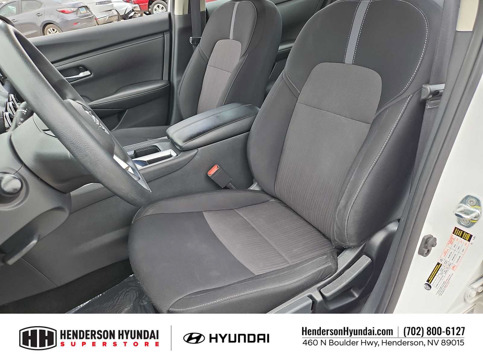 Used 2024 Nissan Sentra SV FWD image 16