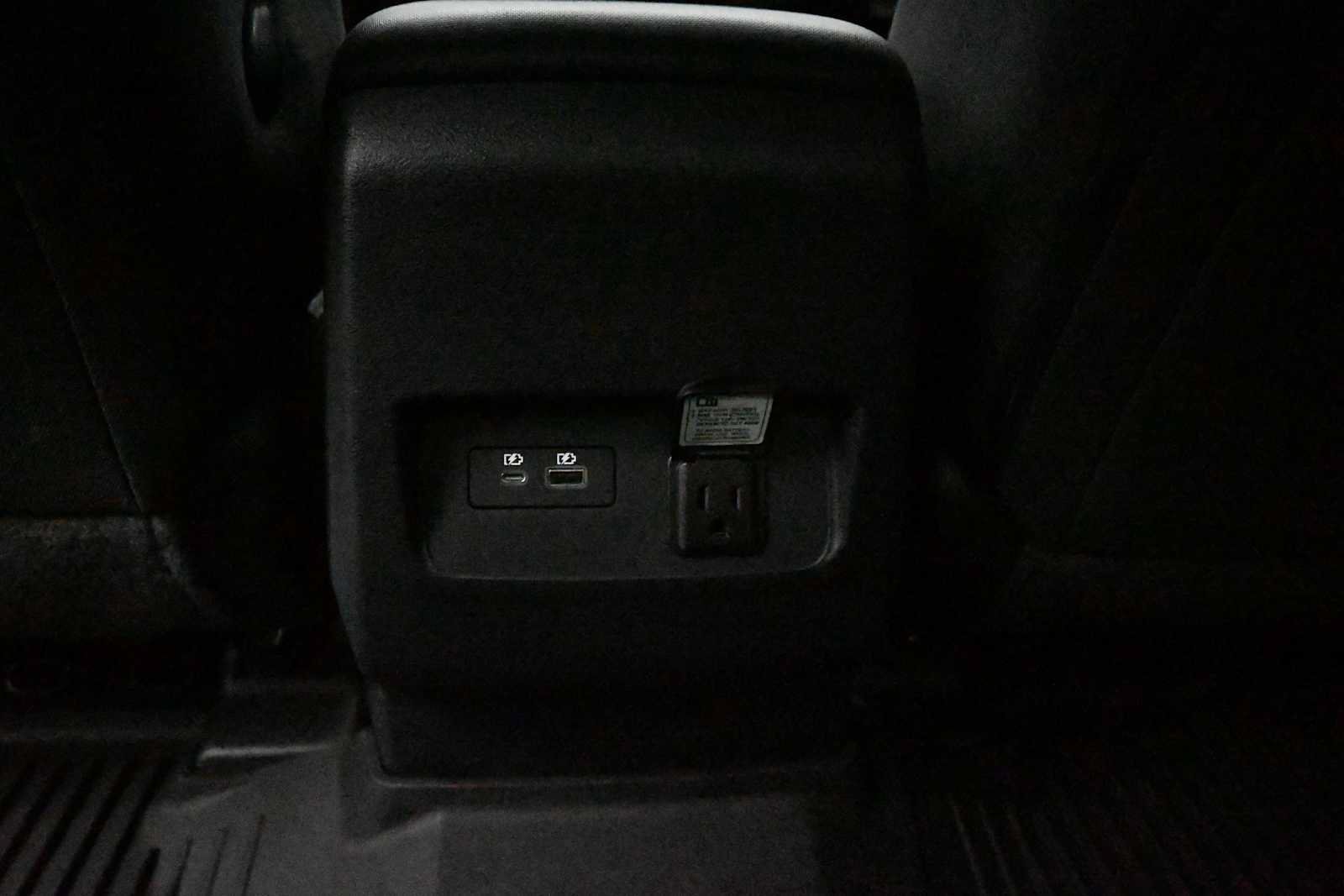 Used 2023 Nissan Frontier PRO-4X w/ Pro Convenience Package AWD/4WD image 24