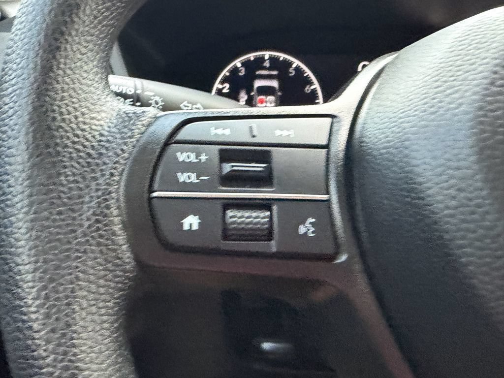Used 2026 Honda HR-V LX image 27