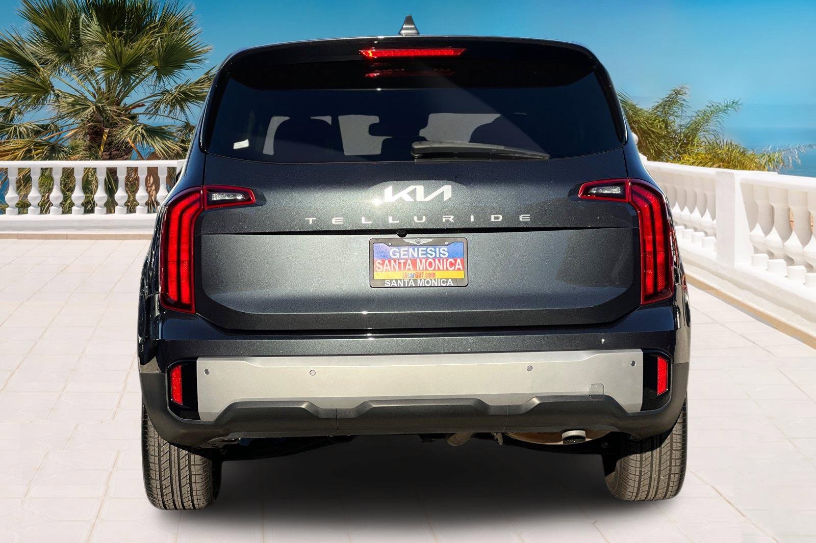Used 2023 Kia Telluride LX image 5