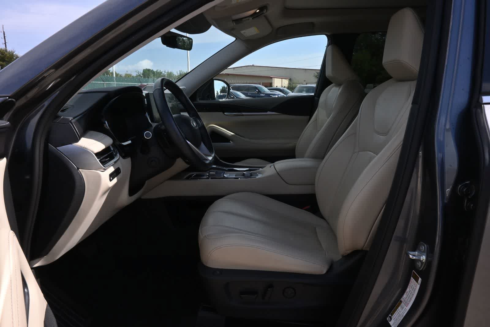 Certified 2023 INFINITI QX60 Sensory w/ Cargo Package FWD image 17