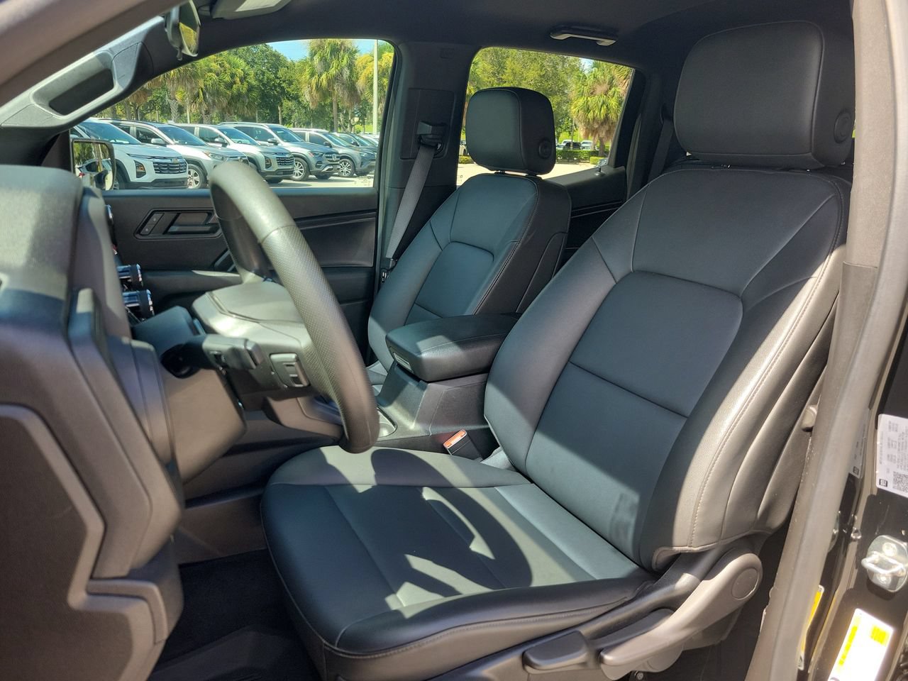 Used 2023 Chevrolet Colorado Trail Boss w/ Advanced Trailering Package AWD/4WD image 15