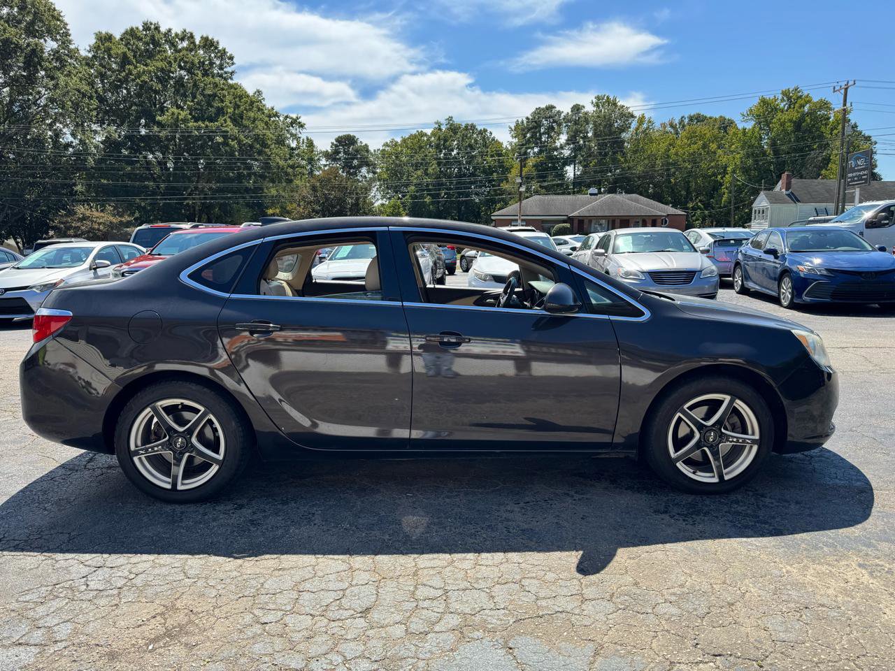 Used 2015 Buick Verano FWD image 4