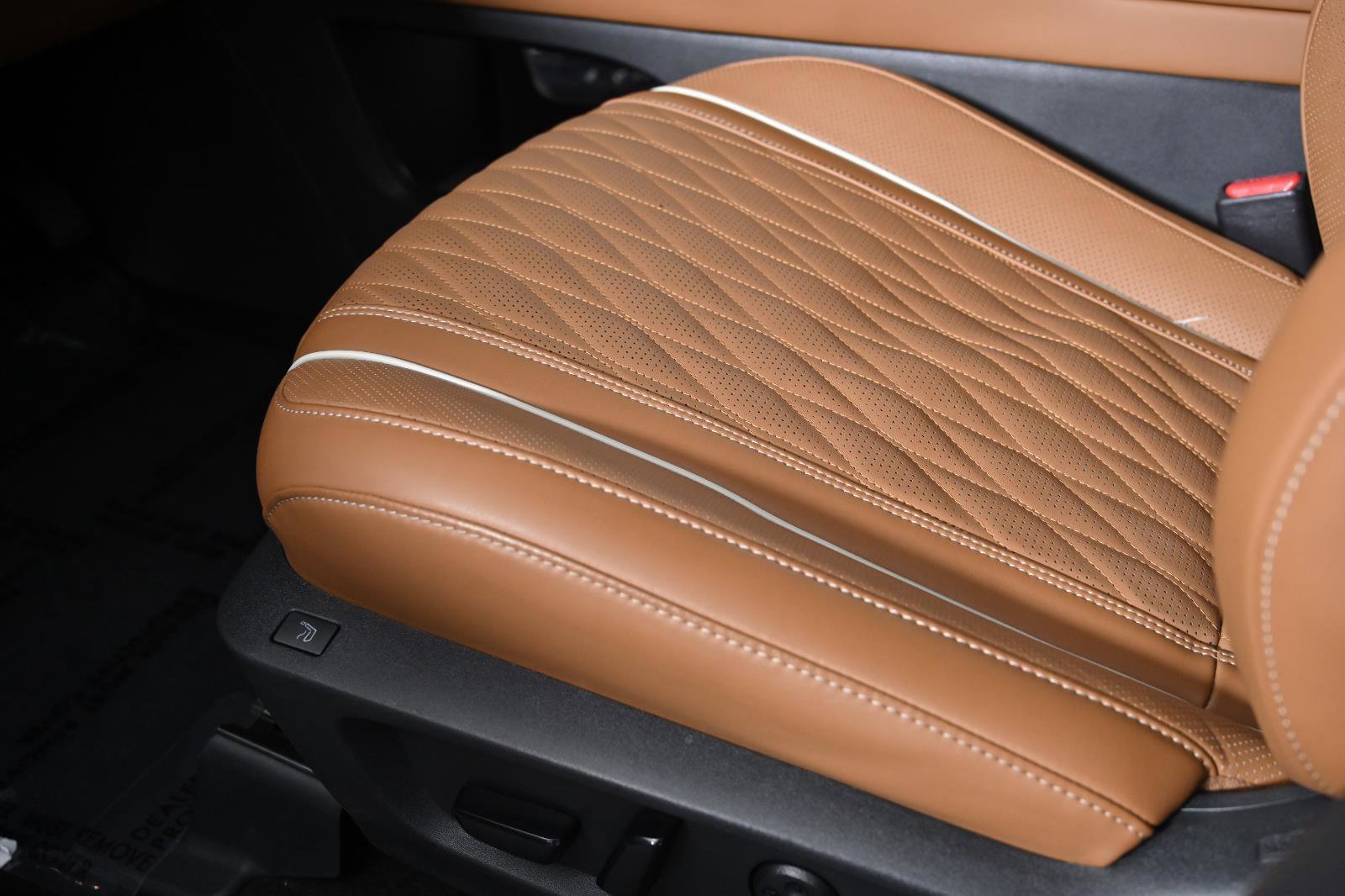 Used 2026 INFINITI QX60 Autograph w/ Dark Cargo Package image 24