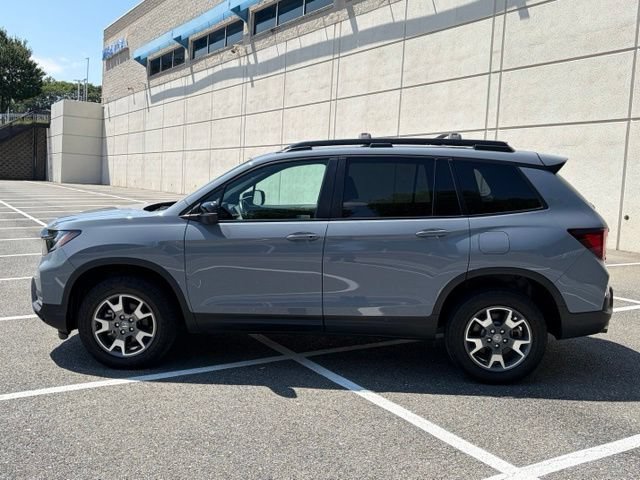 Used 2023 Honda Passport TrailSport image 4