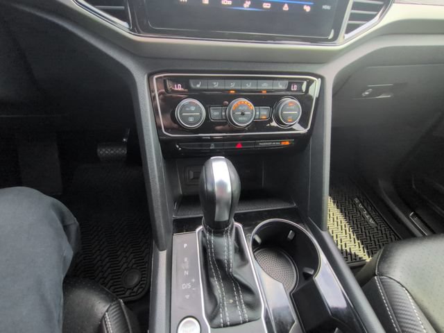 Used 2023 Volkswagen Atlas Cross Sport SE w/ Black Wheel Package AWD/4WD image 21