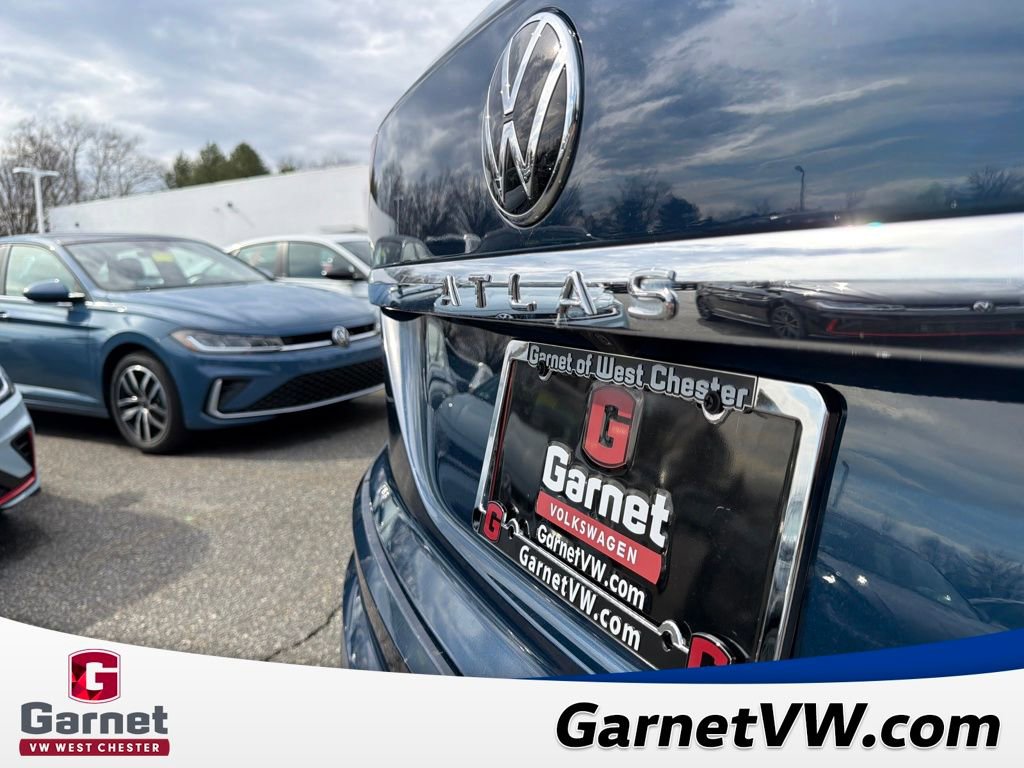 Certified 2023 Volkswagen Atlas Cross Sport SE w/ Panoramic Sunroof Package image 41