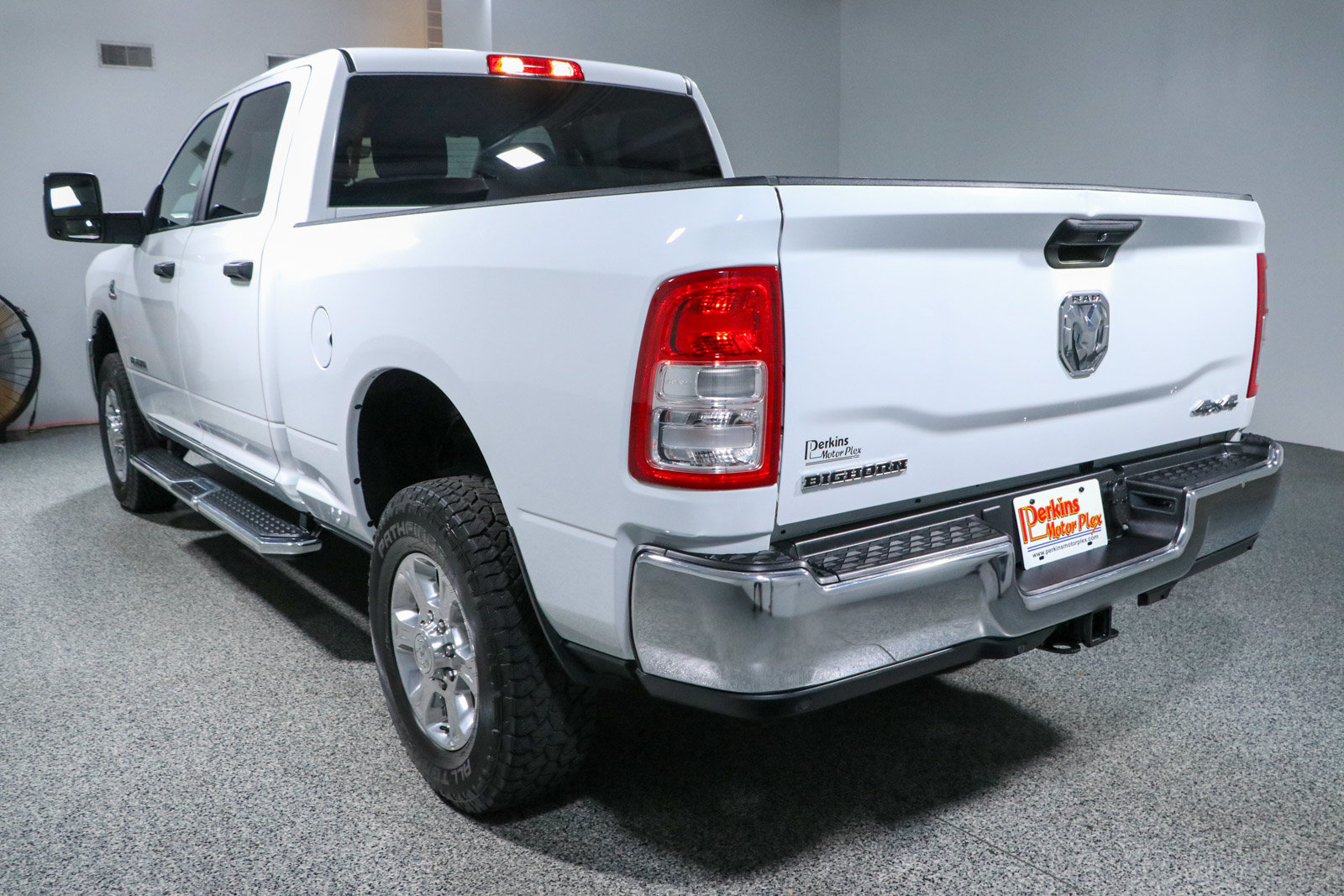 Used 2024 RAM 2500 Big Horn w/ Off Road Package AWD/4WD image 9