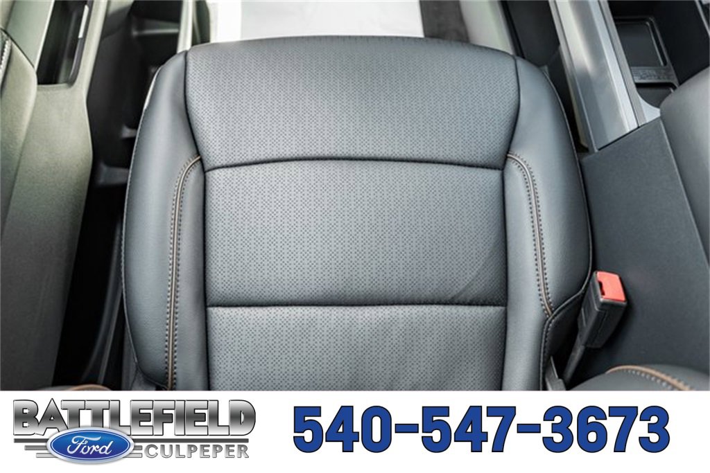 New 2026 Ford F350 Lariat w/ Chrome Package image 28