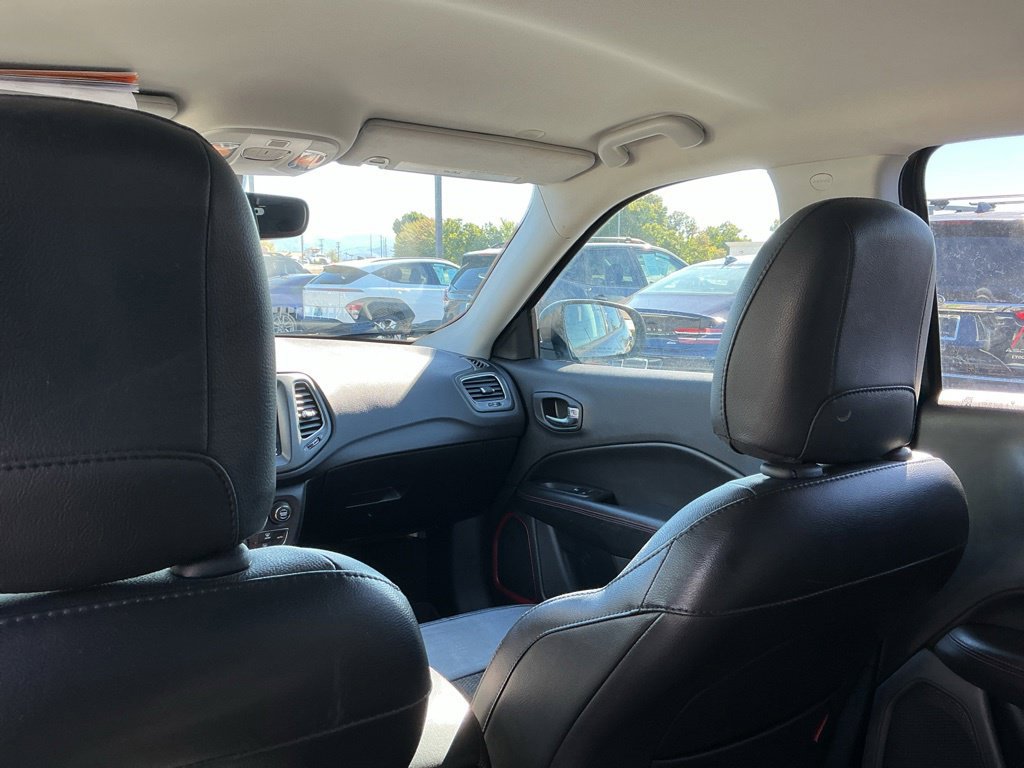 Used 2020 Jeep Compass Trailhawk AWD/4WD image 24