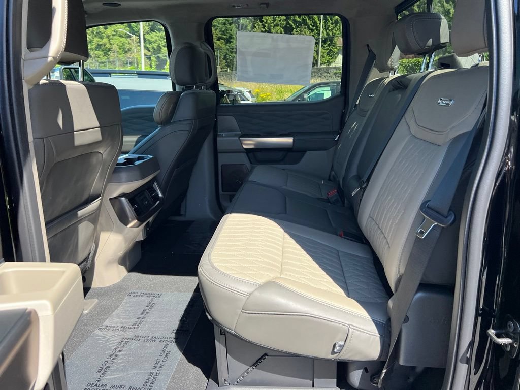 New 2026 Ford F350 Platinum w/ Platinum Plus Package AWD/4WD image 17