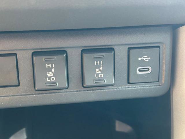 Certified 2025 Toyota Corolla Cross XLE w/ Convenience Package FWD image 28