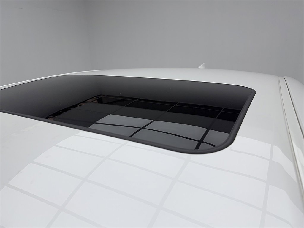 Used 2023 Lexus ES 350 w/ Premium Package image 13