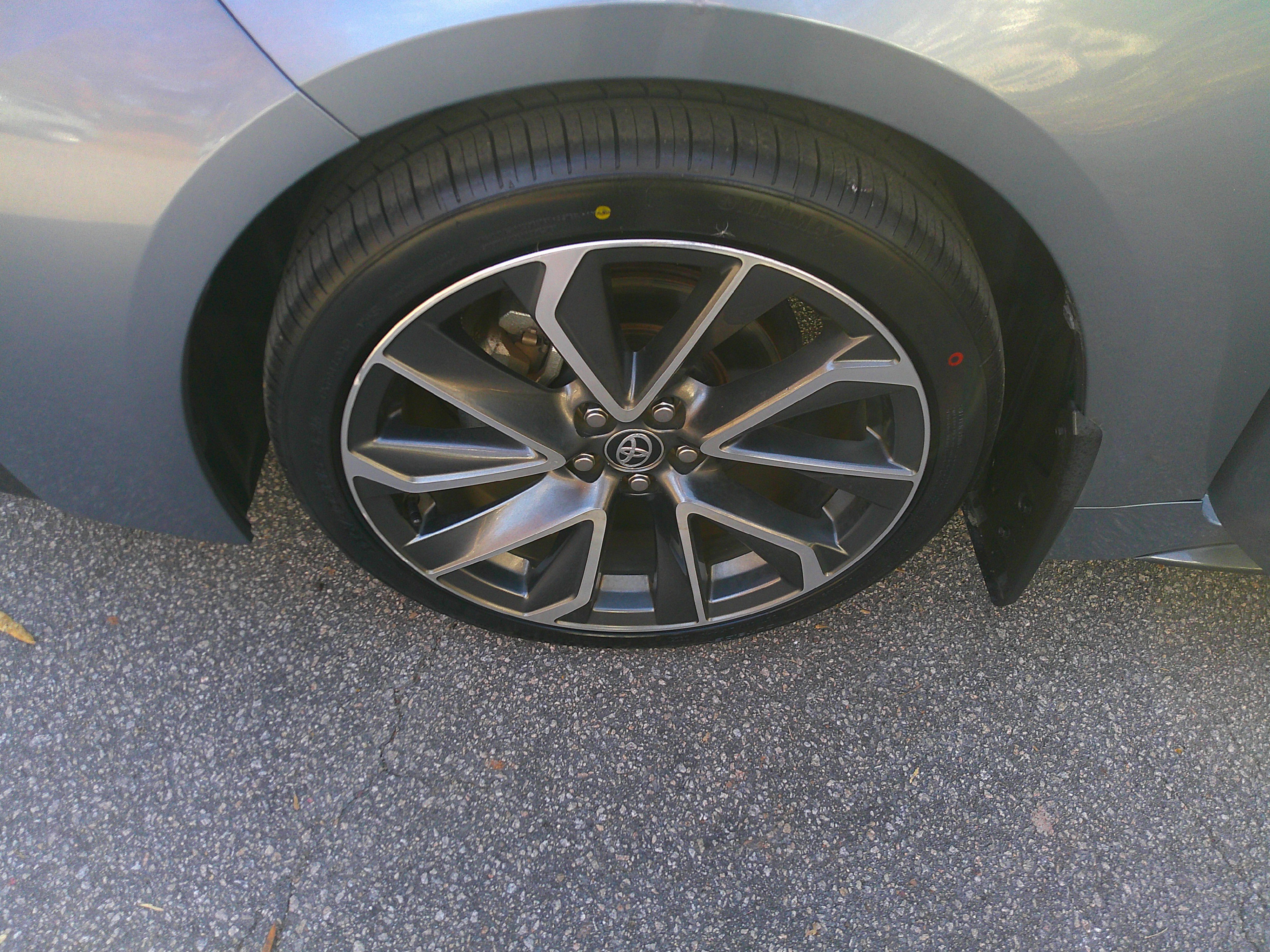 Used 2021 Toyota Corolla XSE image 16