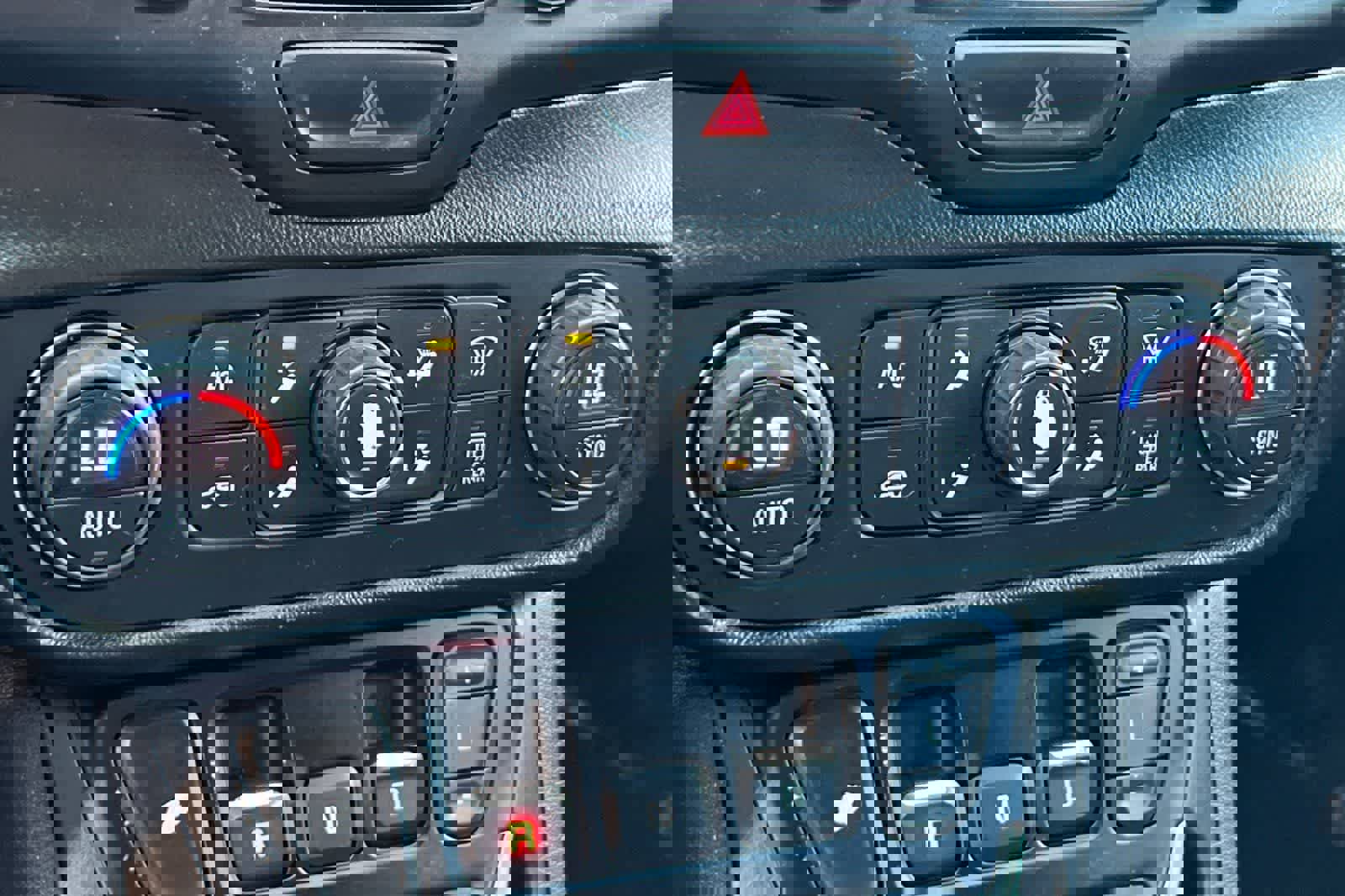 Used 2018 GMC Terrain SLE w/ Driver Convenience Package image 25