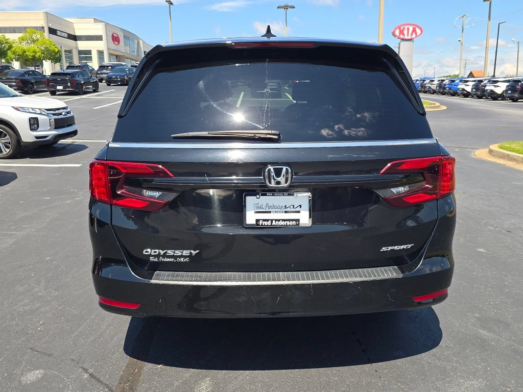 Used 2023 Honda Odyssey Sport image 4