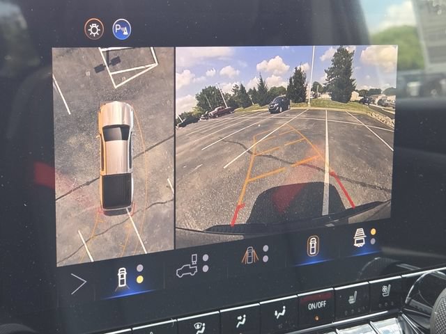 New 2026 Chevrolet Colorado Z71 w/ Technology Package AWD/4WD image 9