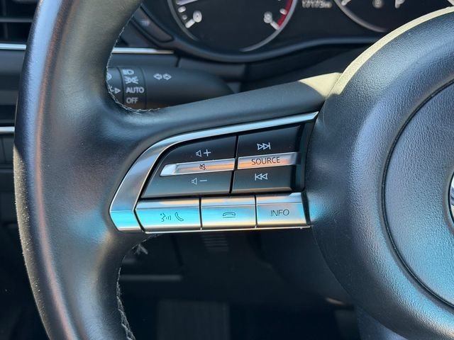 Used 2023 MAZDA MAZDA3 s FWD image 12
