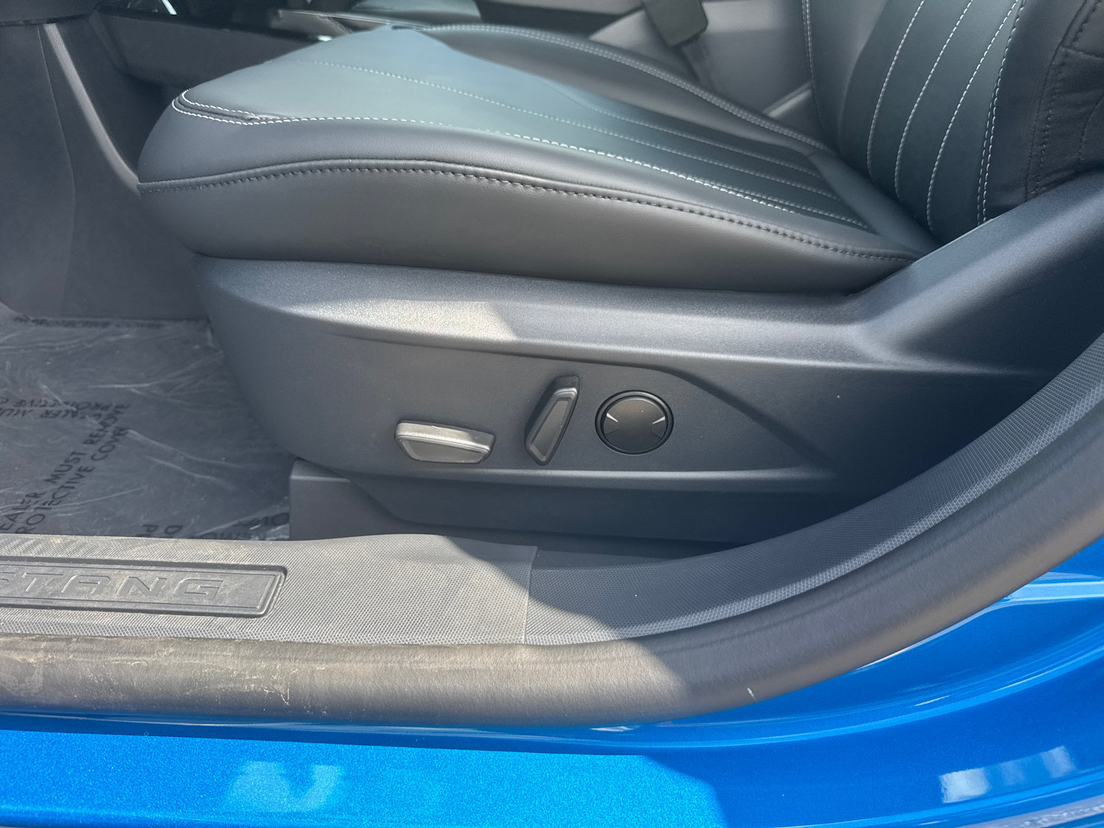 New 2026 Ford Mustang Mach-E Select w/ Comfort Package Lite RWD image 11
