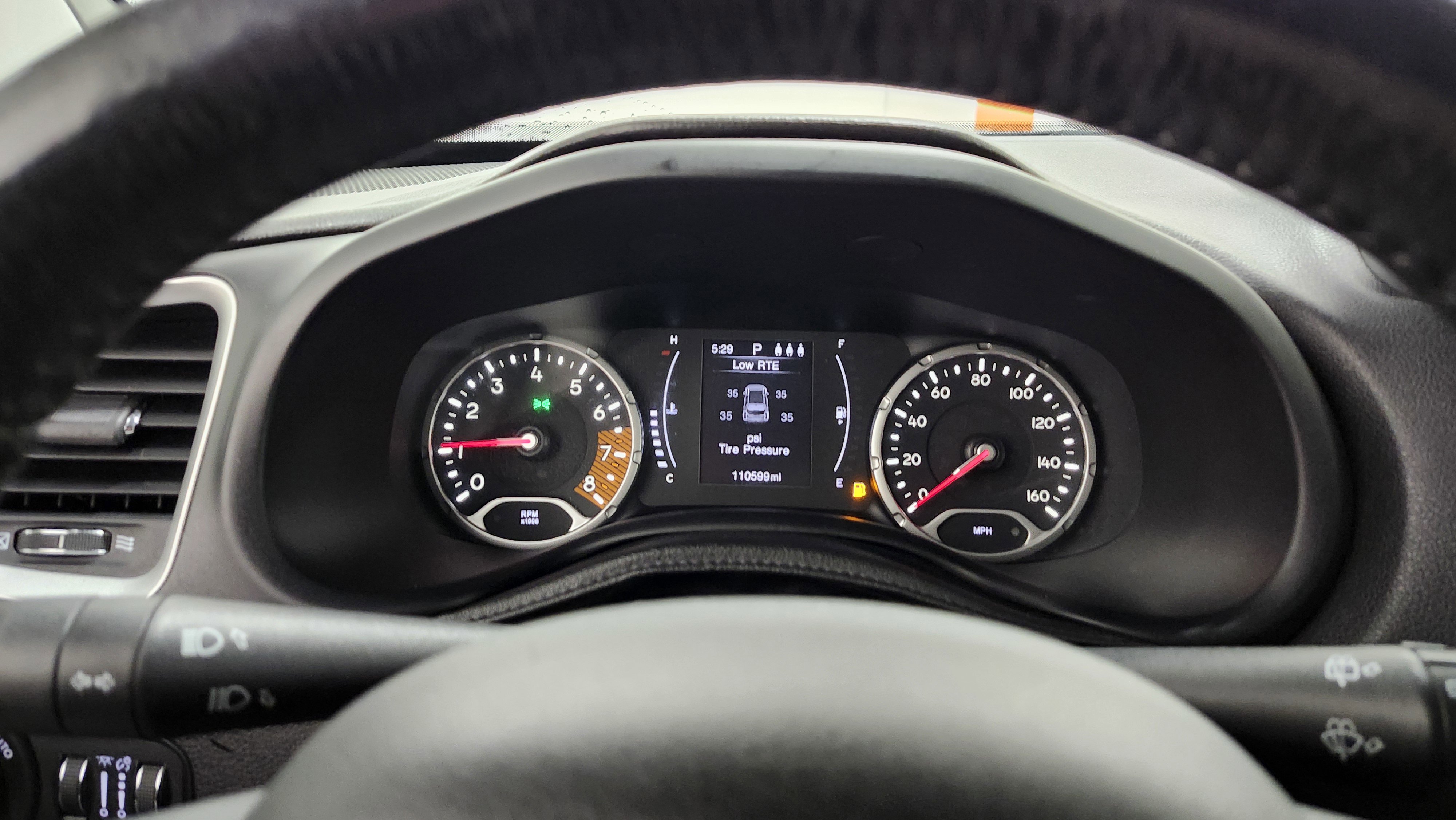 Used 2019 Jeep Renegade Latitude w/ Cold Weather Group image 25