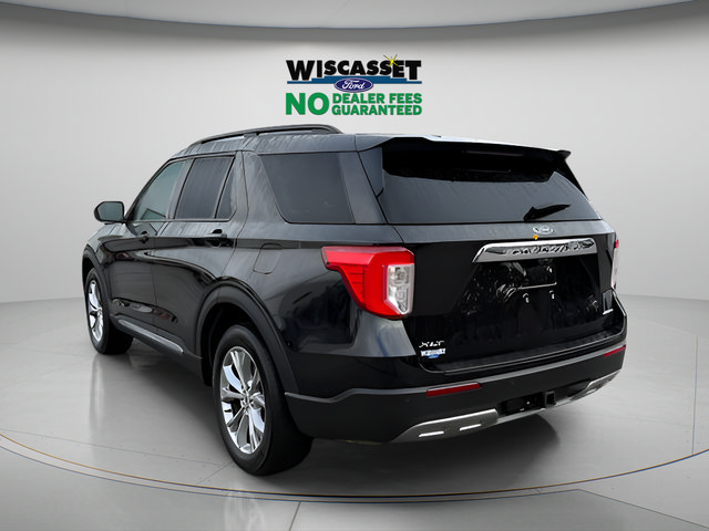 Used 2023 Ford Explorer XLT w/ Equipment Group 202A AWD/4WD image 26