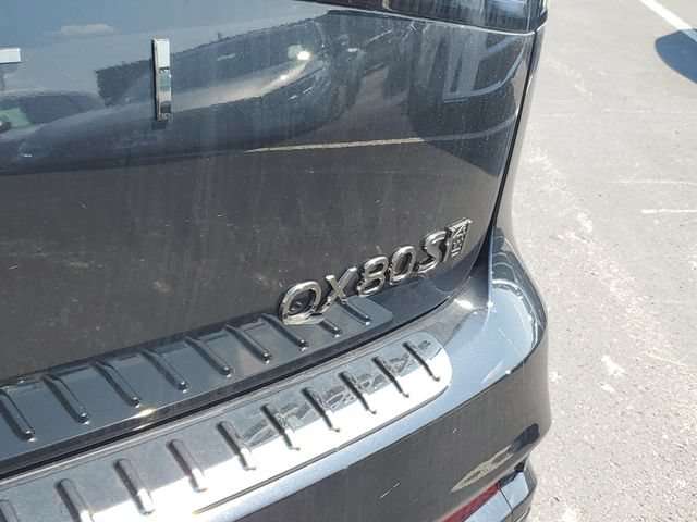 New 2026 INFINITI QX80 4WD w/ Sport Exterior Package image 11