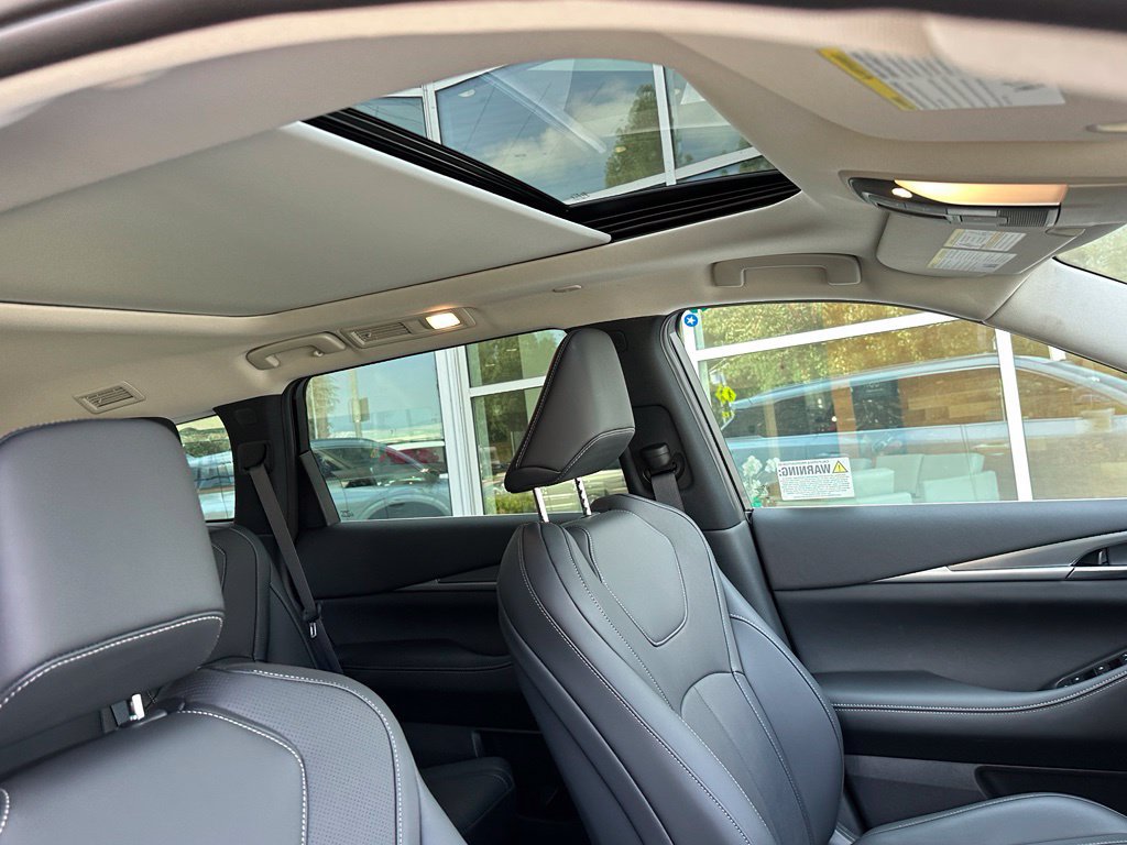 New 2027 INFINITI QX60 Luxe w/ Cargo Package FWD image 15