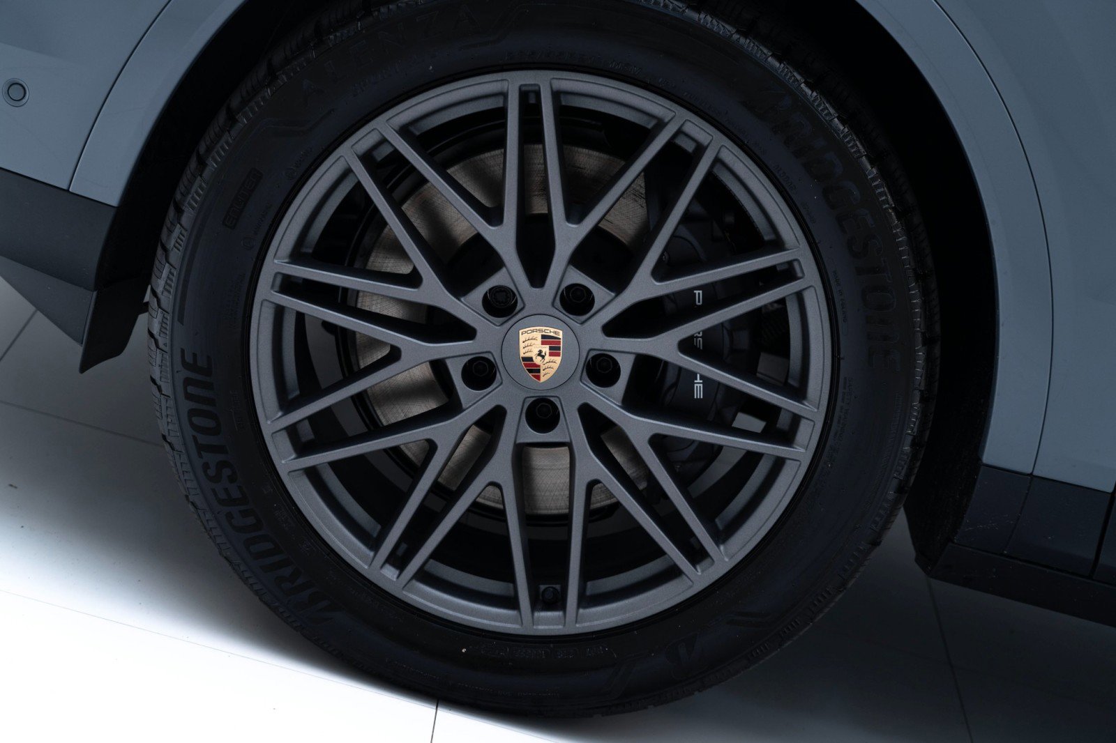 New 2026 Porsche Cayenne image 12