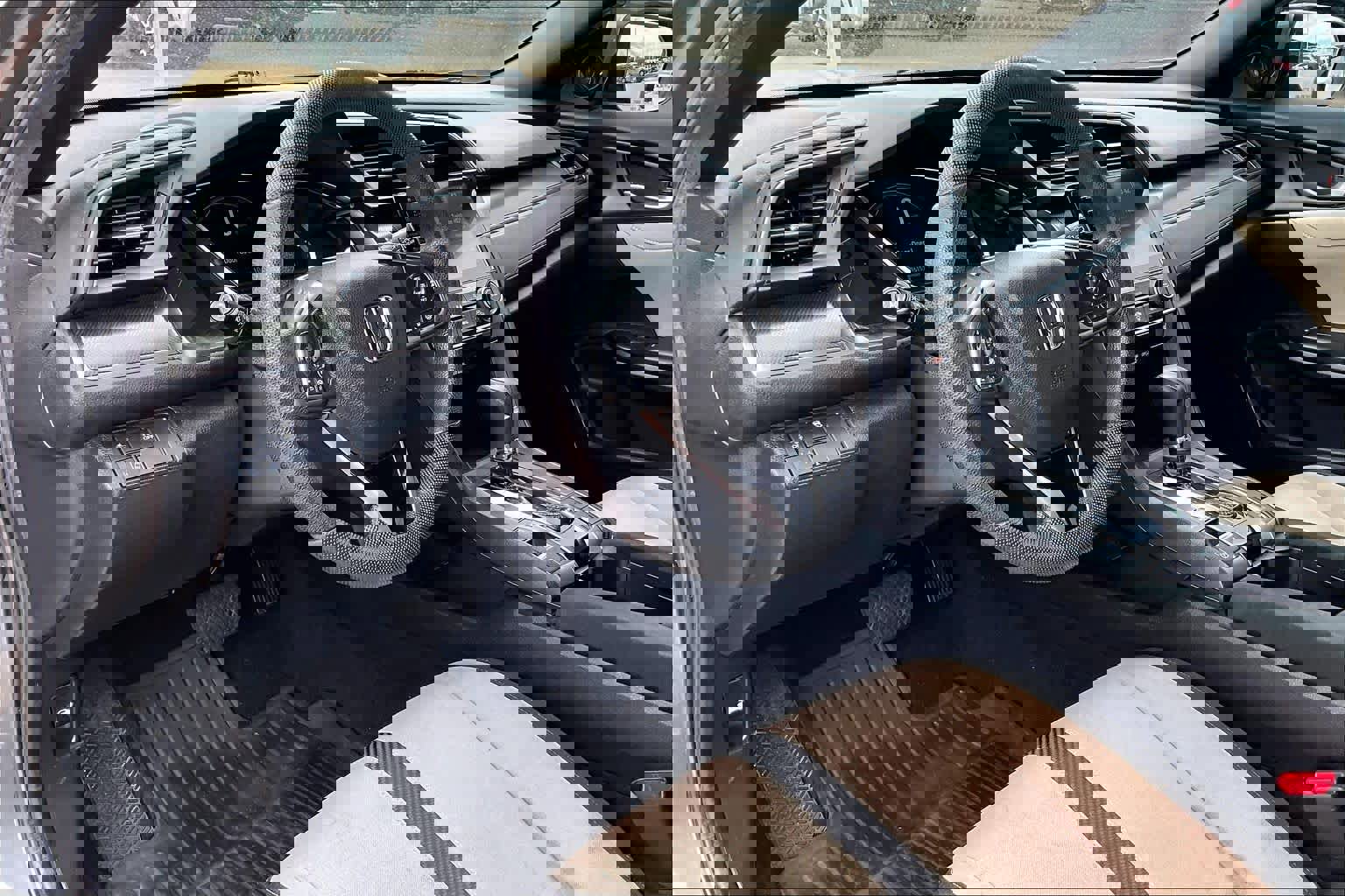 Used 2019 Honda Civic EX image 16