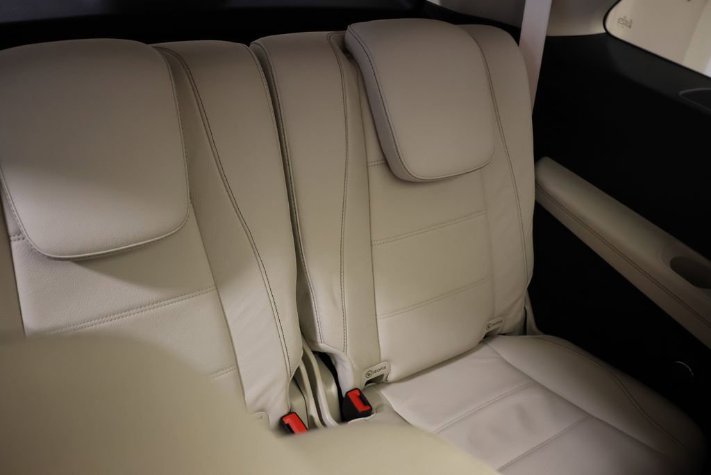 Certified 2023 Mercedes-Benz GLS 450 4MATIC image 57