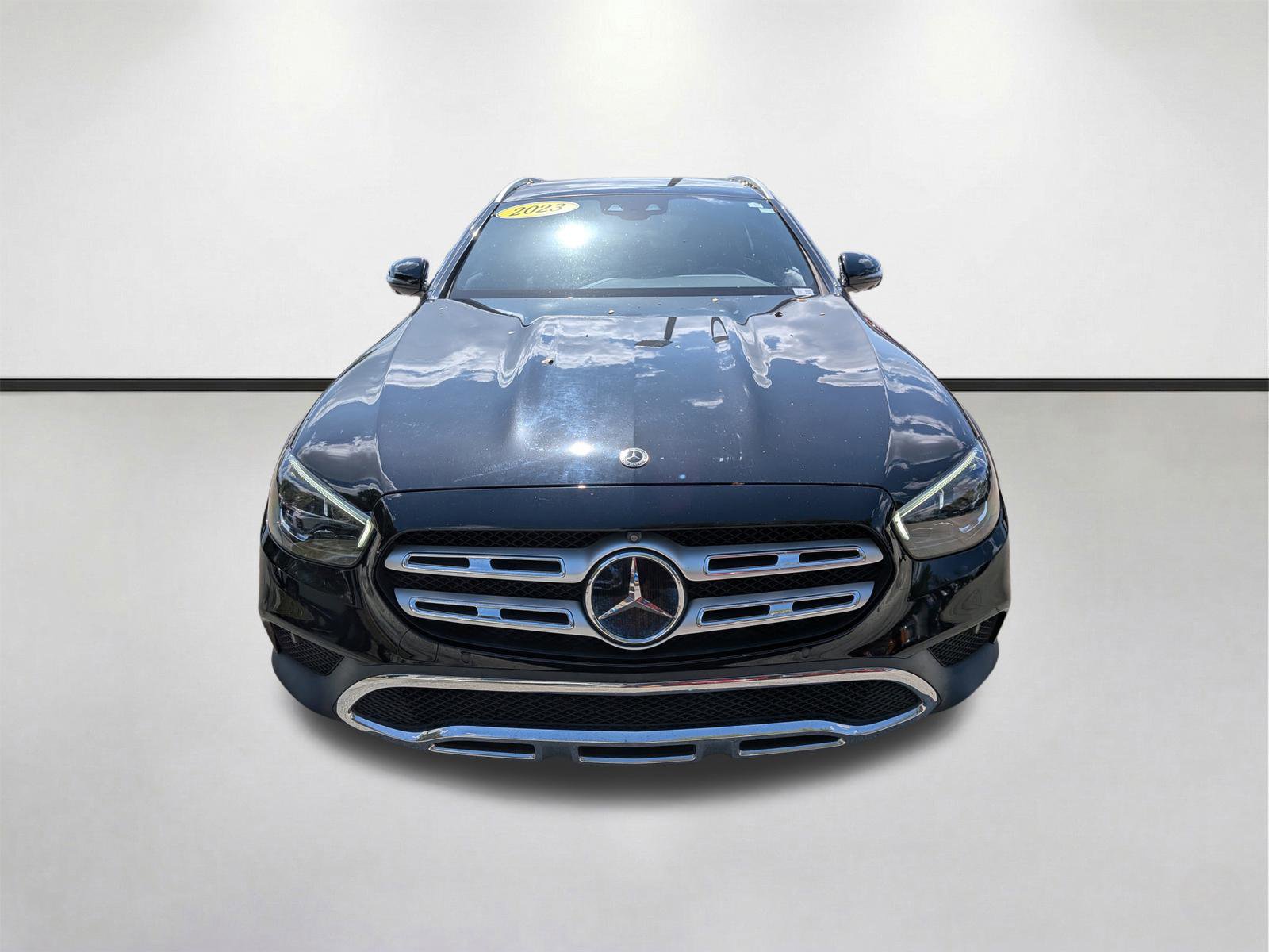 Used 2023 Mercedes-Benz E 450 4MATIC All-Terrain Wagon w/ Premium Package image 9