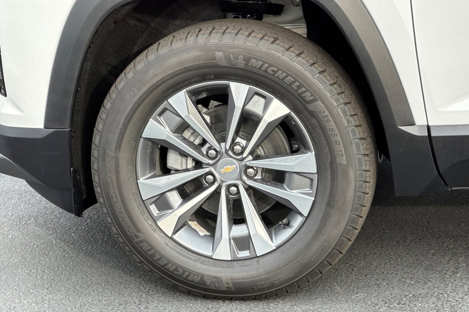 New 2026 Chevrolet Equinox LT image 25