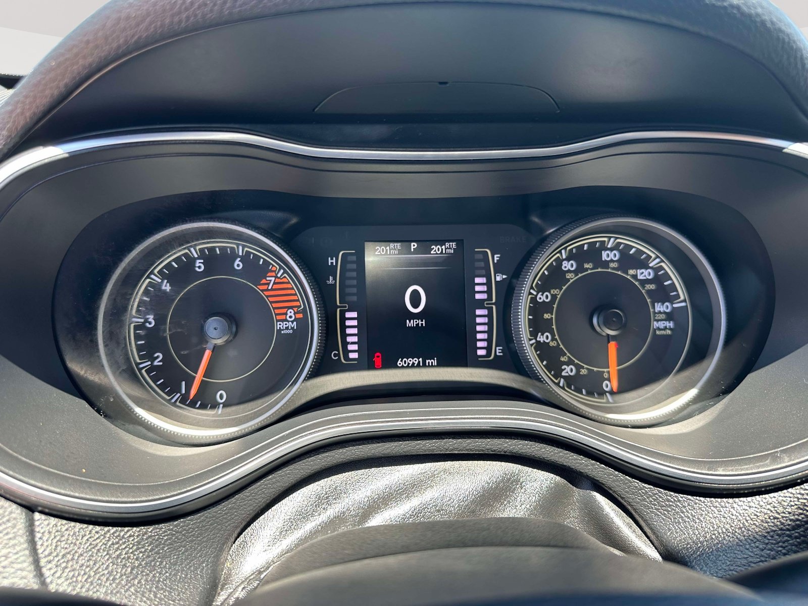 Used 2020 Jeep Cherokee Latitude Plus AWD/4WD image 15