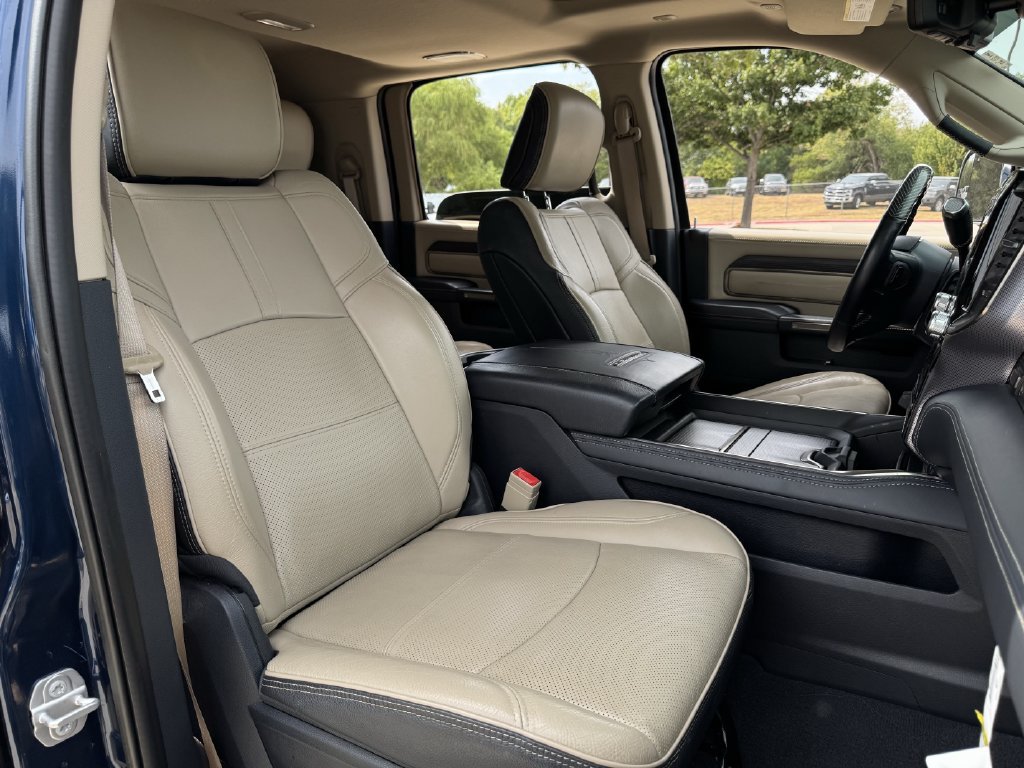 Used 2022 RAM 3500 Limited AWD/4WD image 31