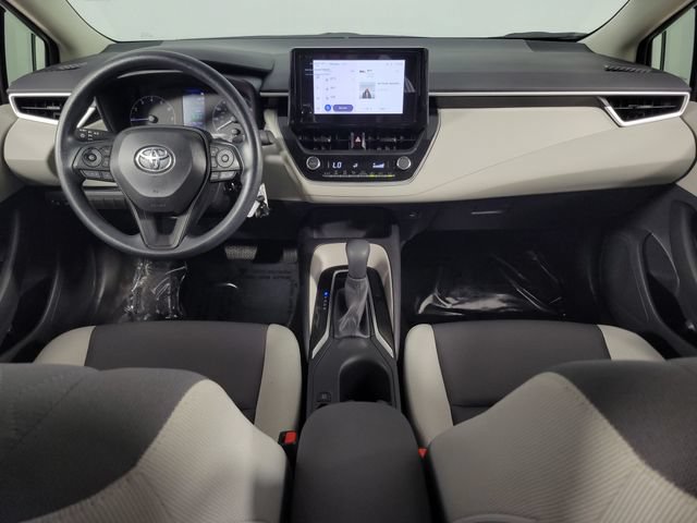 Used 2025 Toyota Corolla LE FWD image 25