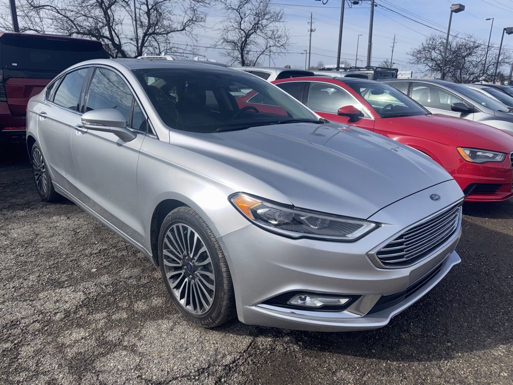 Used 2017 Ford Fusion SE image 4