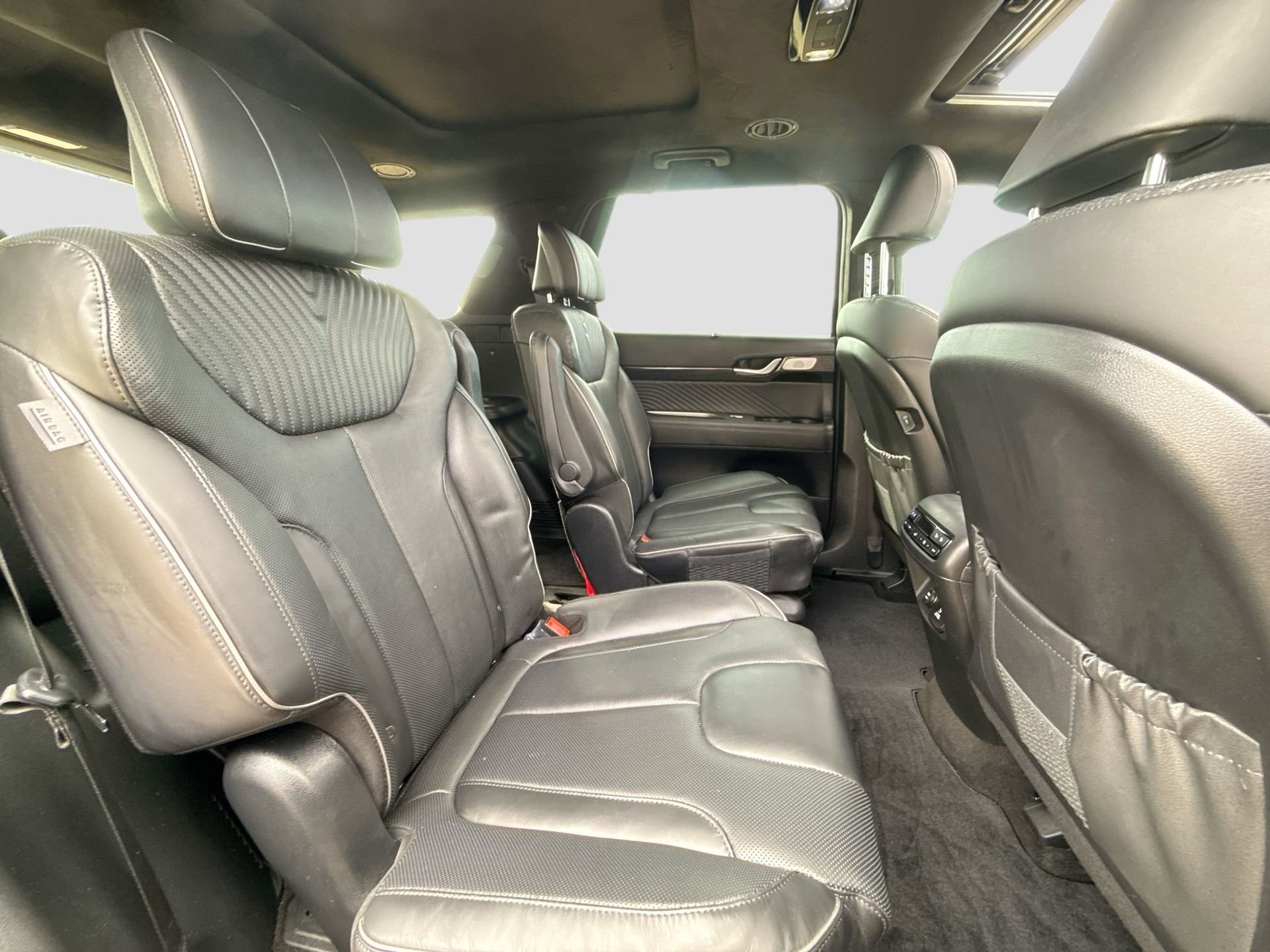 Used 2024 Hyundai Palisade Calligraphy image 31