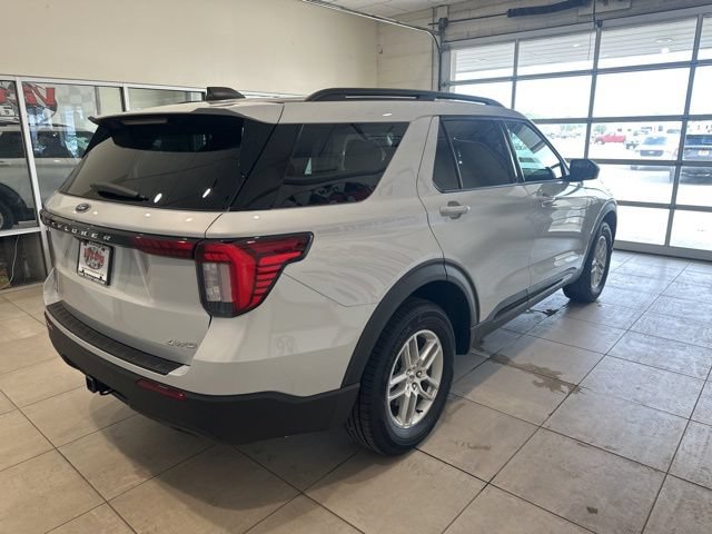 New 2026 Ford Explorer Active AWD/4WD image 4