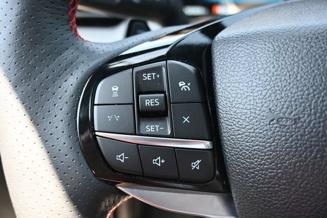 Used 2025 Ford Explorer ST AWD/4WD image 41