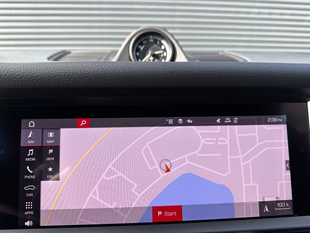 Used 2026 Porsche Macan AWD/4WD image 28